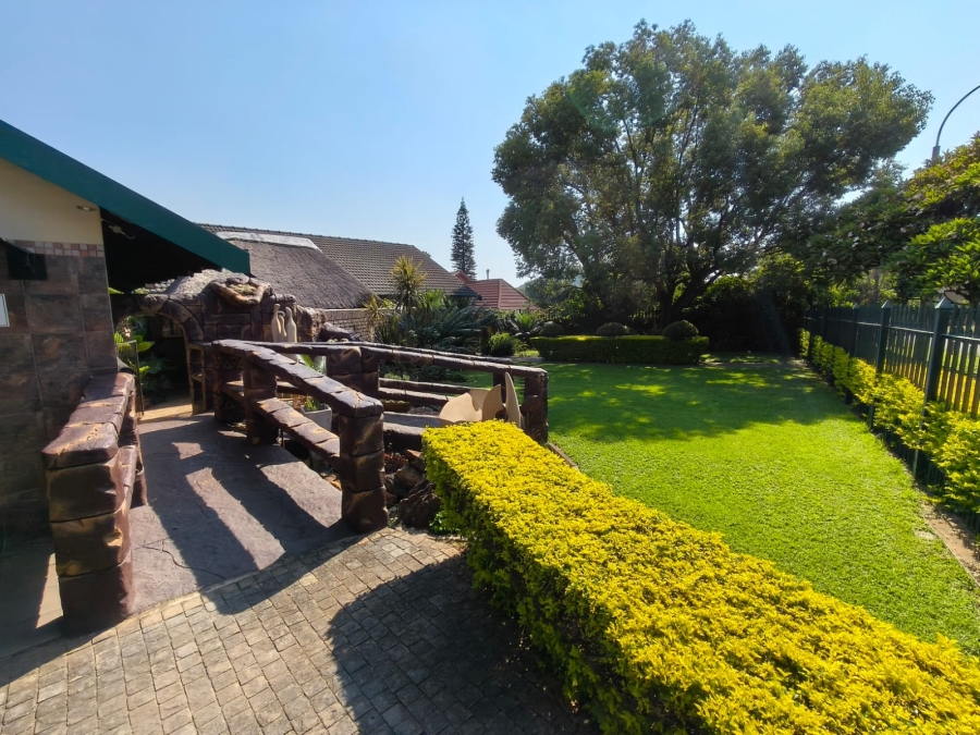 4 Bedroom Property for Sale in Safari Gardens North West